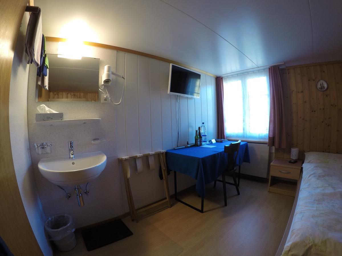 Hotel Garni Traube B&B Schwellbrunn Exterior foto